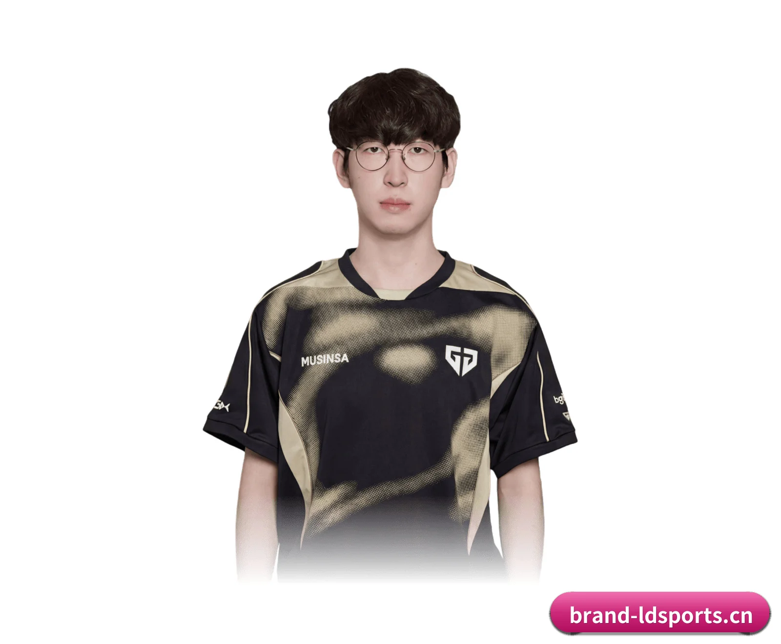 乐动官网贴合重度球迷盯盘直觉锻造的服务生态